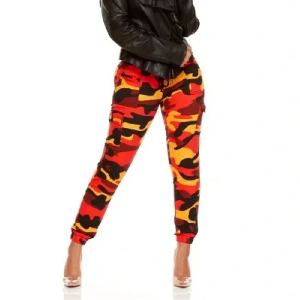 NWT Orange Yellow Camo Utility Skinny Jeans - Sz 3